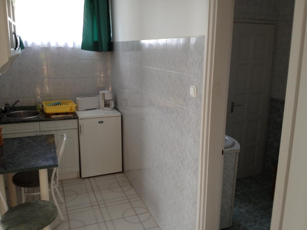 Pacsirta Apartman Ленти Екстериор снимка