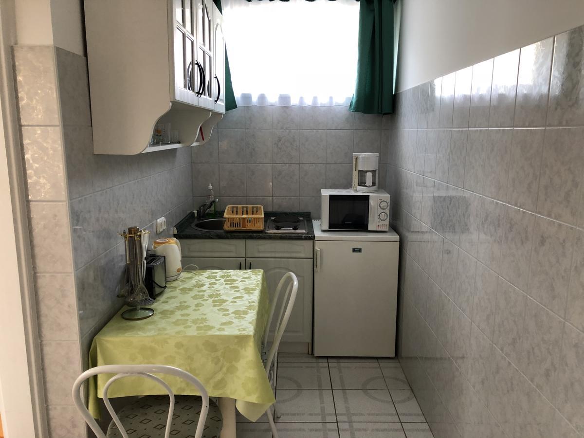 Pacsirta Apartman Ленти Екстериор снимка