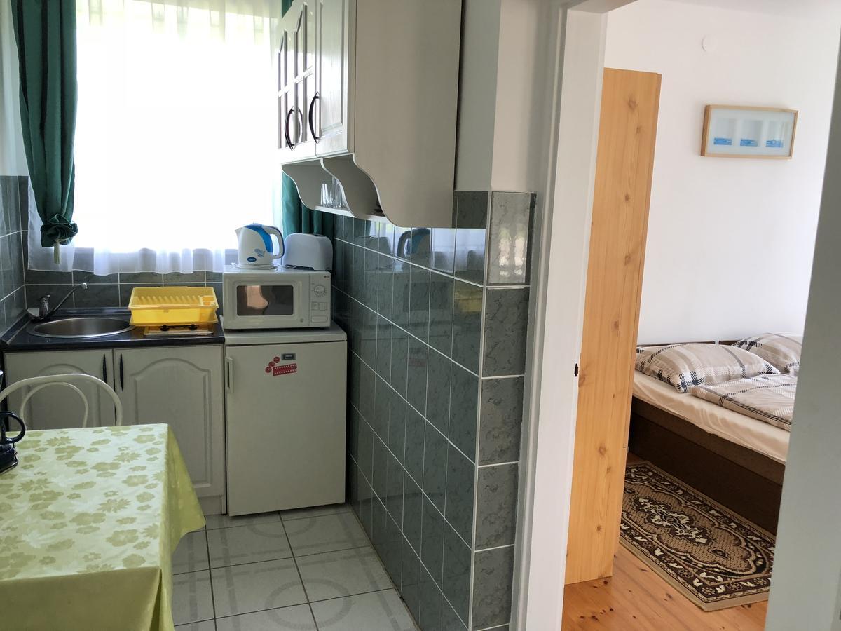 Pacsirta Apartman Ленти Екстериор снимка